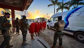 Operação transfere 800 presos e conta com 215 policiais penais em Maceió