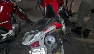 Polícia recupera moto com queixa de roubo próximo ao Lago da Perucaba, em Arapiraca