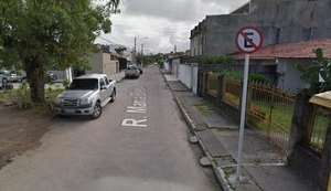 Obra da Casal vai substituir trecho da rede coletora de esgoto em via da Jatiúca