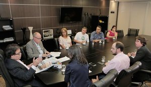 Tutmés Airan volta a discutir situação dos comerciantes do Pinheiro, Mutange e Bebedouro