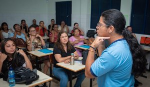 Educação abre vagas para o curso de formação para professores com foco no atendimento à pessoa surda