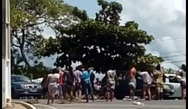 Manifestação de parentes de reeducados contra suspensão de visitas fecha BR-104