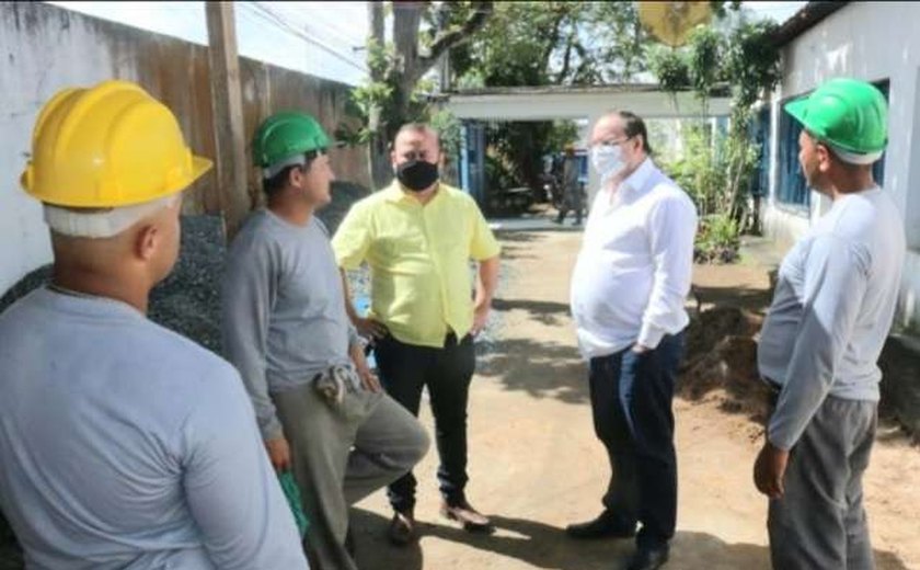 Arapiraca: vereador Léo Saturnino destaca criação de 9.500 novos postos de trabalho