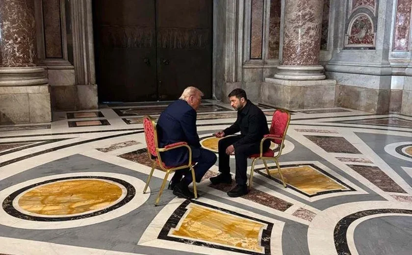 Trump conversa com Zelensky antes do funeral do papa Francisco