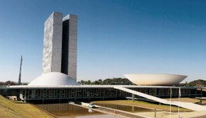 Redução da maioridade segue sem relator em comissão do Senado Publicidade
