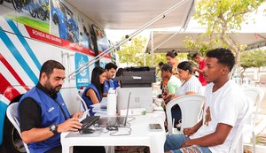 Ônibus da Seprev levará serviços essenciais à população de Delmiro Gouveia