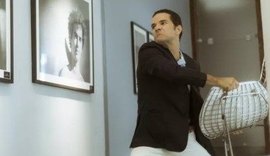 'Os Dias Eram Assim': Armado, Vitor invade e destrói ateliê de Alice
