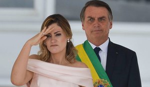 Bolsonaro e Michelle se mudam para Alvorada e cadeiras vermelhas são trocadas por azuis