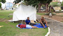 Moradores de rua terão festa natalina somente no dia 28