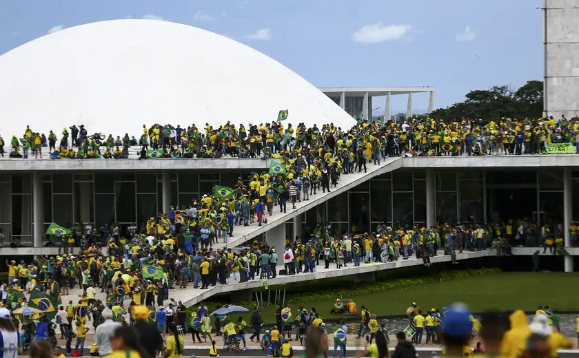 Motta convoca reunião nesta quarta para debater anistia a golpistas