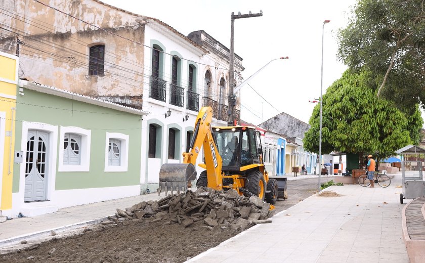 O Centro voltou a viver: prefeito Bocão inicia obras do “Revitaliza Marechal