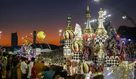 Rosas de Ouro é campeã do carnaval das escolas de samba de São Paulo