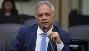 Deputado destaca assinatura da ordem de serviço para Estrada do Feijão
