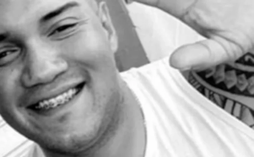 Homem morto em posto de combustíveis foi atingido com mais de 10 tiros