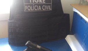 Foragido da Justiça atira nos policiais durante operação na parte alta