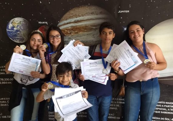 Online: estudantes de Cacimbinhas são finalistas em Mostra de Ciências no RJ