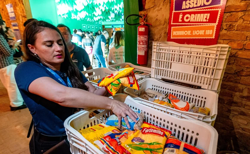 Alimentos arrecadados pelo Sesc no São João de Maceió vão contemplar 25 instituições sociais