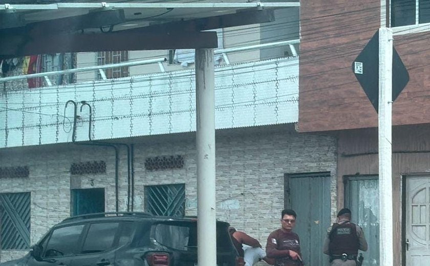 Pelopes prende homem e recupera veículo roubado em São Luís do Quitunde