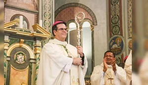 Missa na Catedral oficializa início de governo pastoral de Dom Beto Breis