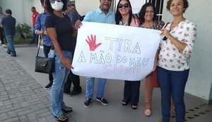 Vereador participa do ato contra terceirização dos serviços de saúde em Maceió