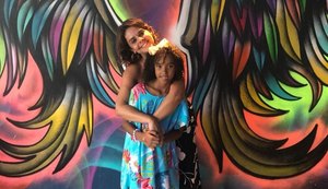Atriz Mareliz Rodrigues festeja aniversário