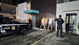Presos morador de rua e dono de ferro velho acusados de furto e receptação