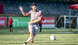 Ex-ASA e CRB, Léo Gamalho passa por cirurgia após ser diagnosticado com câncer de pele