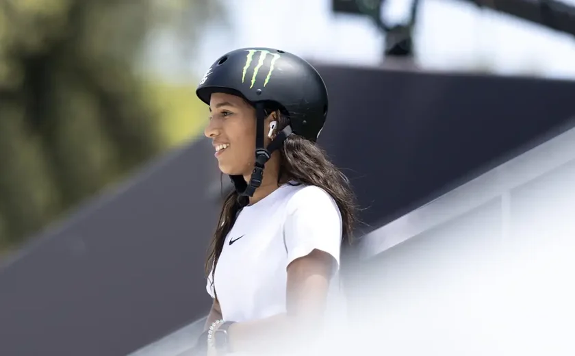 Rayssa Leal estreia na temporada da SLS com vitória na etapa de Miami