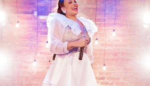 Kel Monalisa White: cantora realiza o seu pré-réveillon dia 22