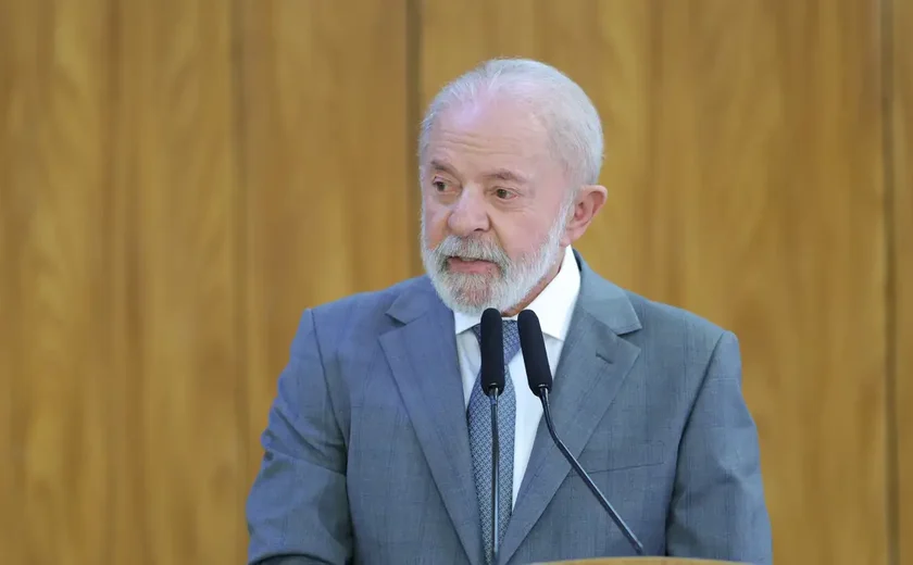 Lula regulamenta a Lei de Reciprocidade Comercial