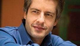 Cantor Victor Chaves é intimado a depor sobre suposta agressão à mulher