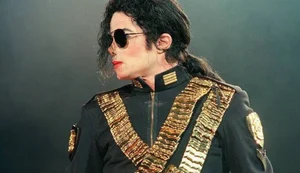 Biografia revela que cantor Michael Jackson era chamado de 'fedorento' por amigos
