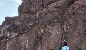Turista de 19 anos cai de falésia da praia de Pipa durante passeio de quadriciclo