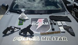 PM apreende armas e mais de 5 quilos de drogas