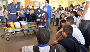 Projeto Samu nas Escolas retoma ações para continuar reduzindo o número de trotes