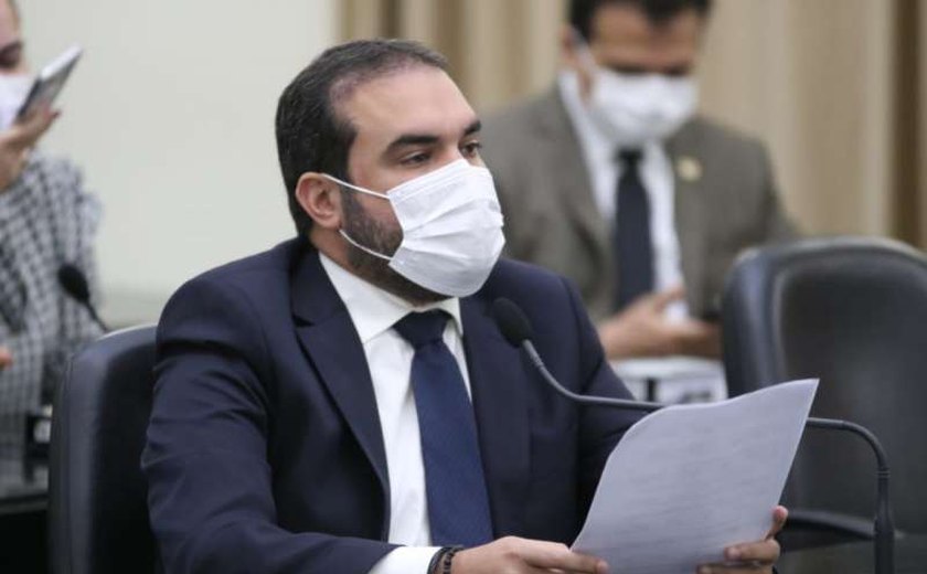 MP/AL apura denúncias de 'rachadinha' em gabinete de Davi Maia