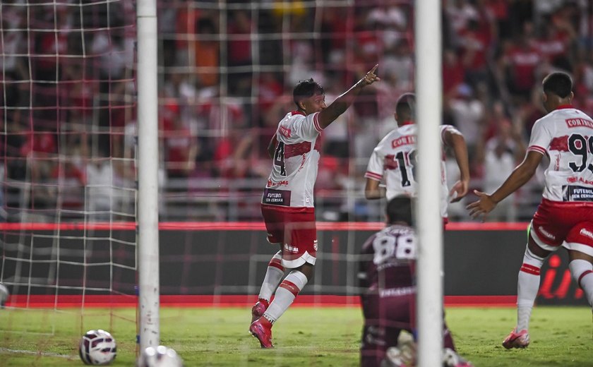 CRB vence o Remo no Estádio Rei Pelé e encosta no G4 da Série B
