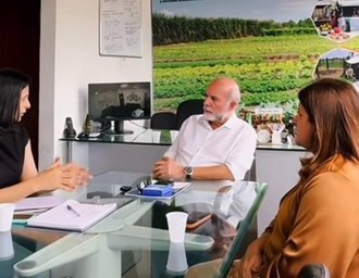 Prefeita e secretária vão ao Incra e Iteral na busca de cidadania para os agricultores