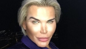 Ken Humano é expulso do Big Brother por querer usar celular