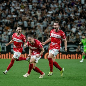 Crb Vence O Cear Mais Uma Vez E Garante Vaga Nas Oitavas Da Copa Do