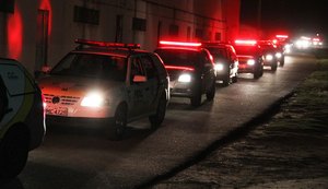 Operação policial prende mulher de líder do tráfico na orla lagunar