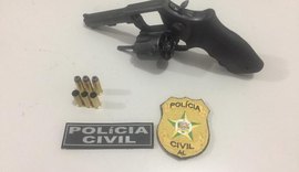 Durante cumprimento de mandado de prisão, suspeito atira contra policiais e é ferido