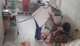 No Benedito Bentes, 230 kg de alimentos estragados são apreendidos