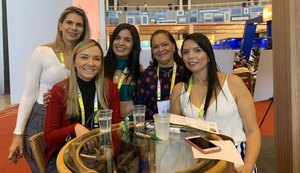 Prefeita de São Luiz/AL marca presença em Brasília durante encontro da Saúde