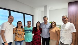 Prefeito Daniel Vasconcelos concede novo reajuste salarial de 7% para professores da rede municipal de Maragogi