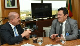 Severino Pessoa trata com Lorenzoni viabilização de Hospital Universitário em Arapiraca