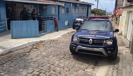 Bandidos armados invadem posto de saúde e roubam vacinas contra a Covid-19