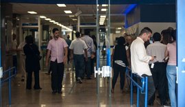 Câmara dos Deputados aprova projeto de lei que pune discriminação contra políticos