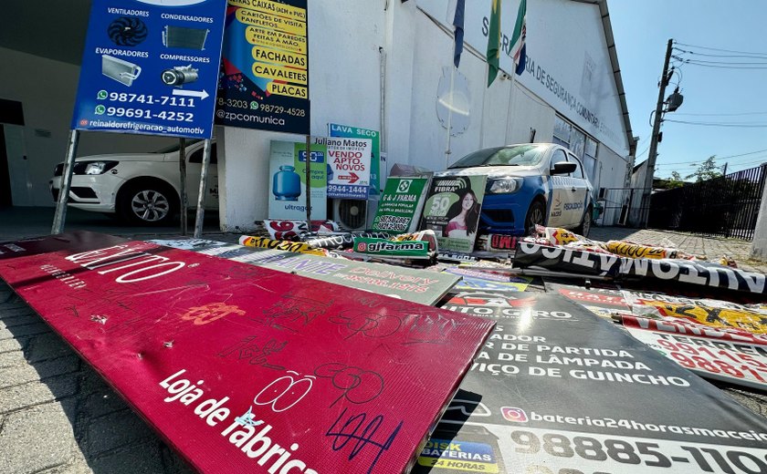 Quase mil anúncios irregulares são apreendidos em Maceió