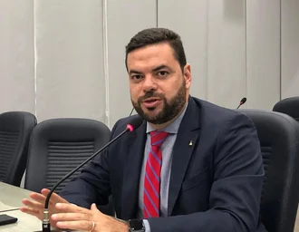 Câmara ressalta postura crítica do jornalismo da Tribuna